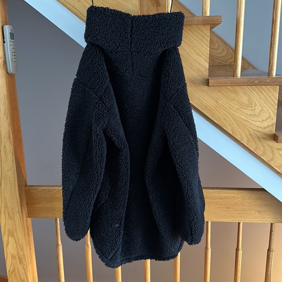 Lululemon Sherpa jacket size 6 - Picture 4 of 9